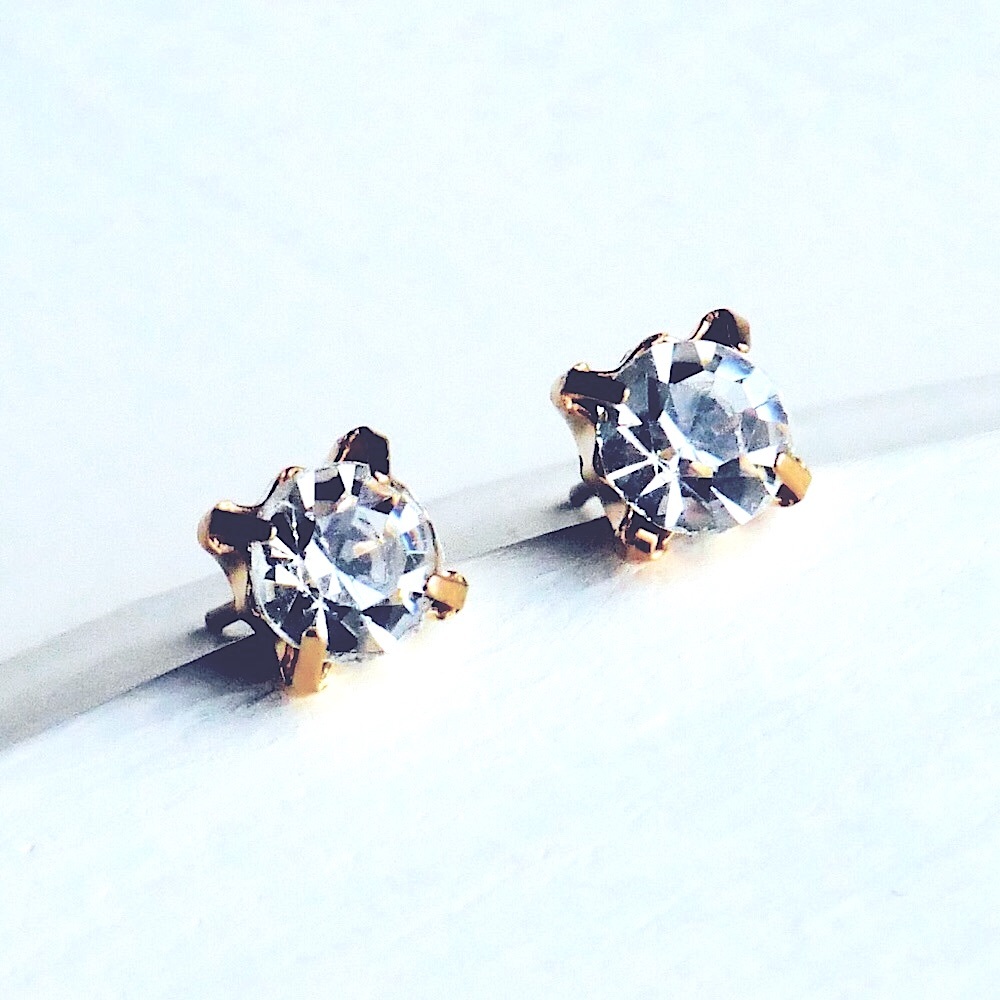 Sparkles Studs